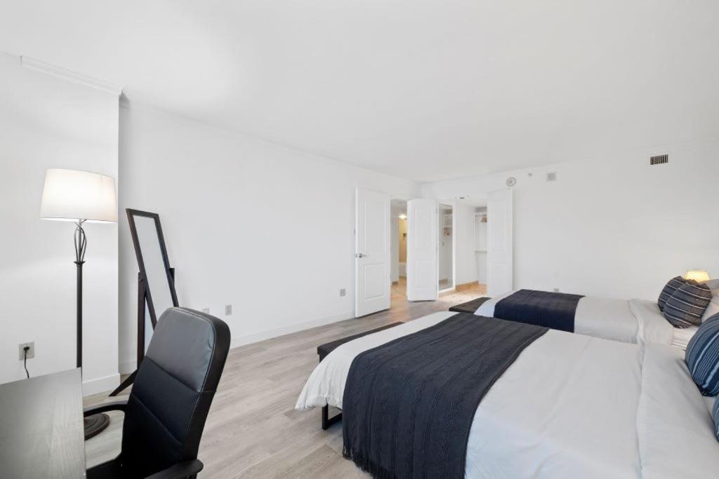 2Br 3Ba Beachfront Rental In Town Cozysuites 애틀랜틱시티 외부 사진