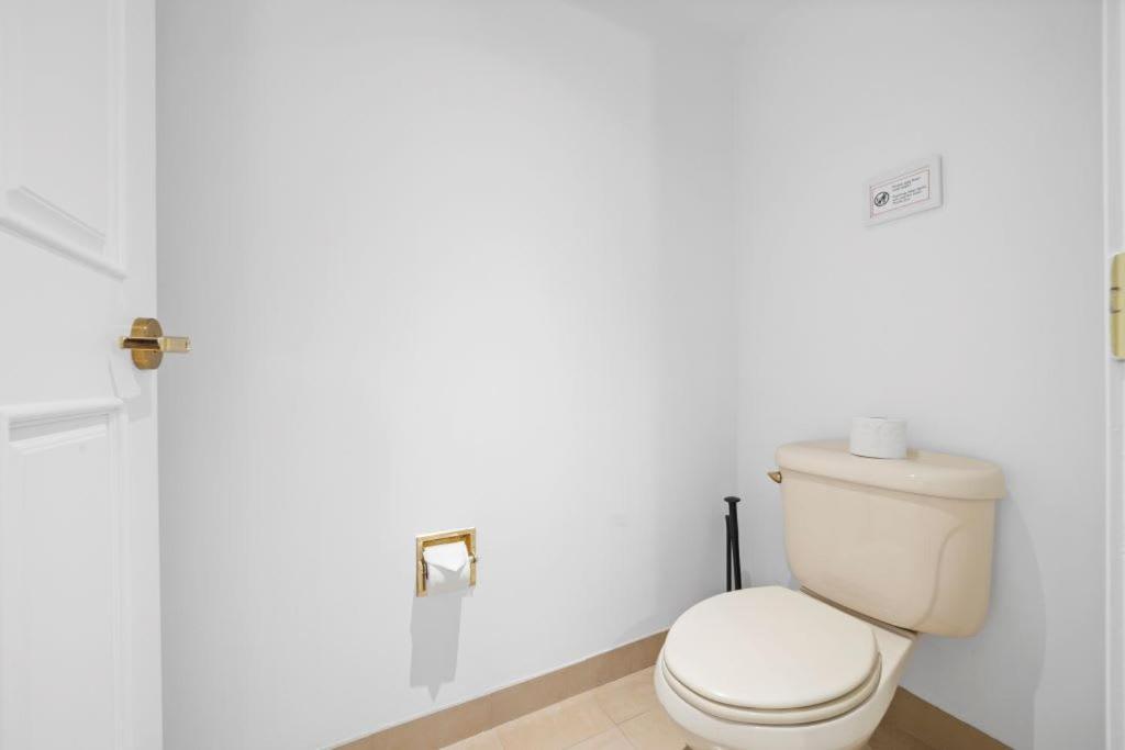 2Br 3Ba Beachfront Rental In Town Cozysuites 애틀랜틱시티 외부 사진
