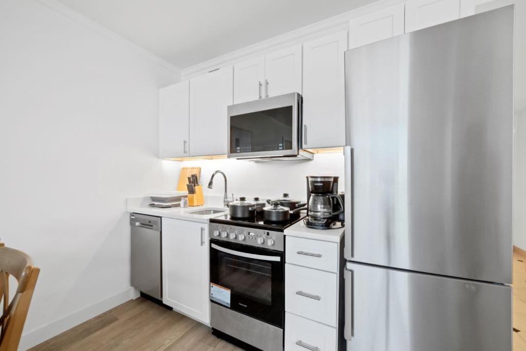 2Br 3Ba Beachfront Rental In Town Cozysuites 애틀랜틱시티 외부 사진