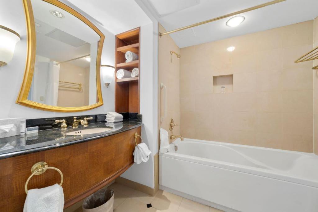 2Br 3Ba Beachfront Rental In Town Cozysuites 애틀랜틱시티 외부 사진